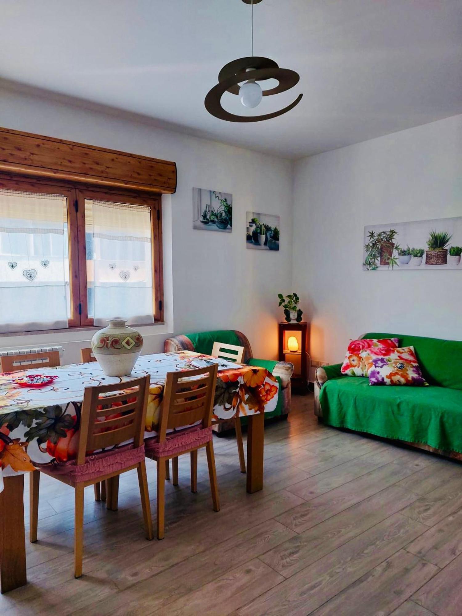 Vistamare Apartments เรจโจ ดี คาลาเบีย ภายนอก รูปภาพ